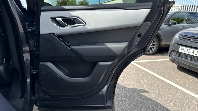 Land Rover Range Rover Velar 2.0 D200 MHEV Dynamic HSE 5dr Auto Diesel Estate